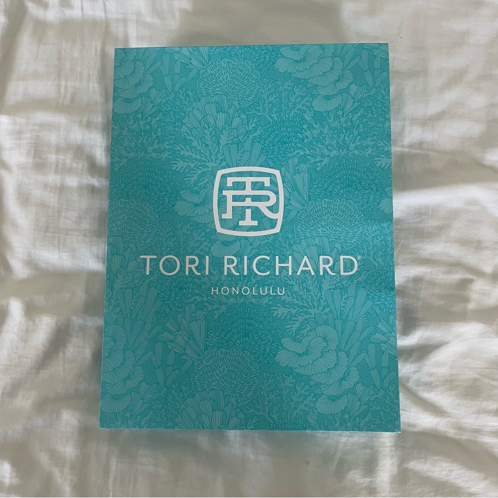 Tori Richard Gift Bag / Envelope